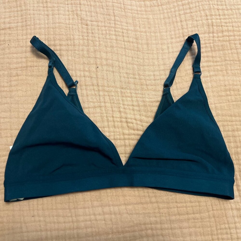 Fabletics teal blue low impact sports bra Size Small